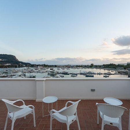 Baia Flegrea Meuble Hotel Bacoli Bagian luar foto