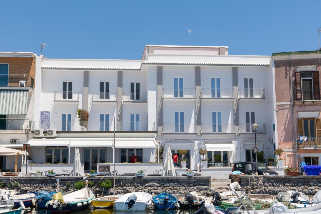 Baia Flegrea Meuble Hotel Bacoli Bagian luar foto