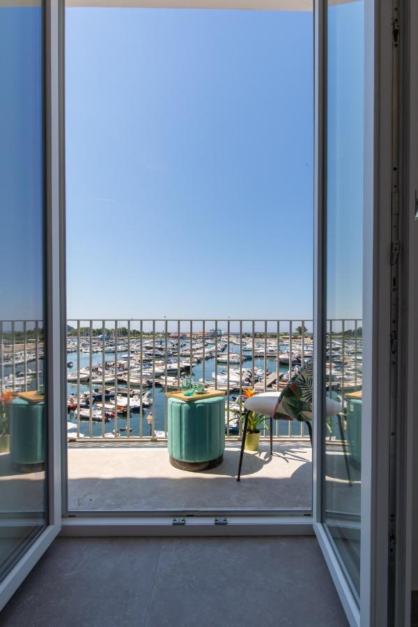 Baia Flegrea Meuble Hotel Bacoli Bagian luar foto