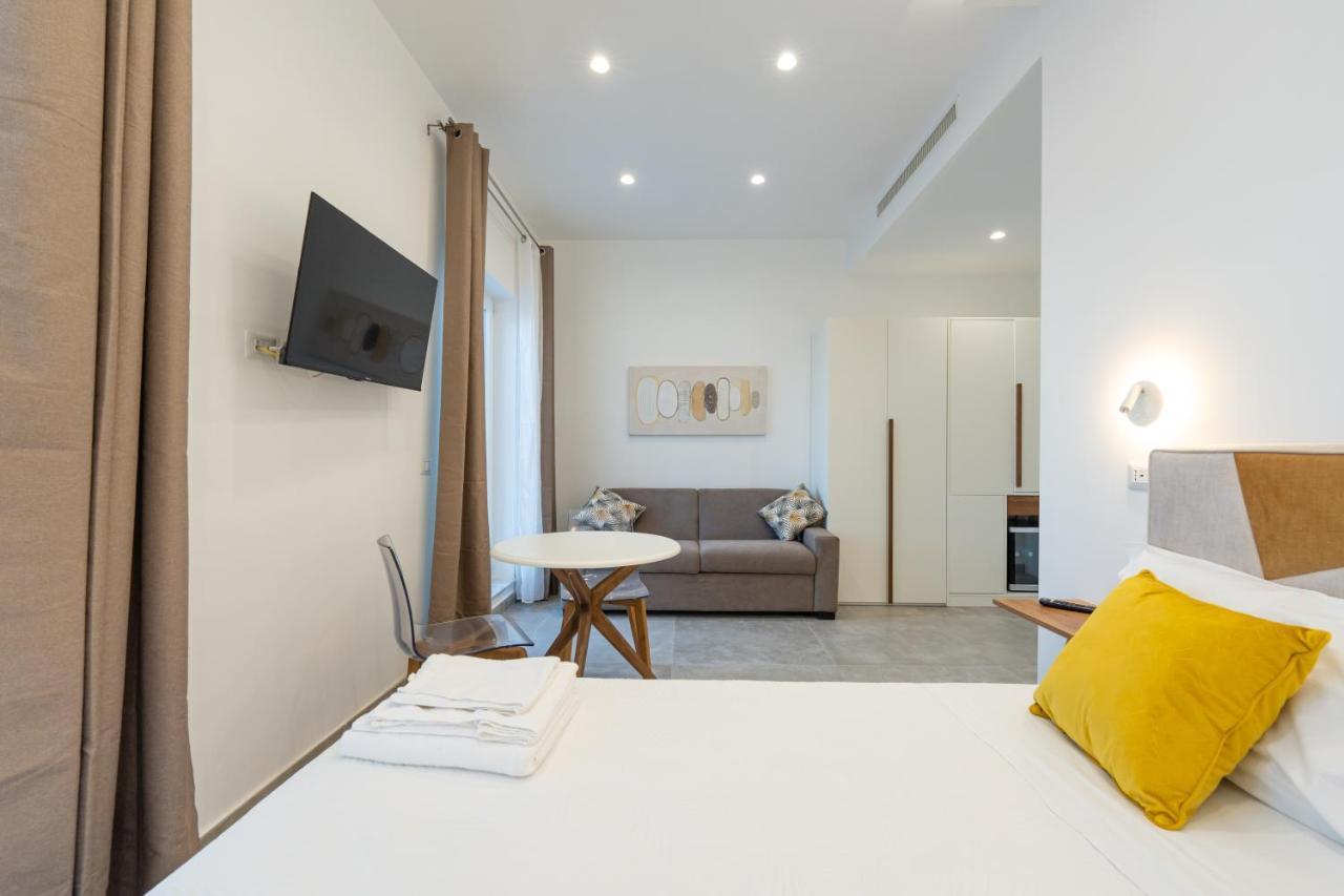 Baia Flegrea Meuble Hotel Bacoli Bagian luar foto