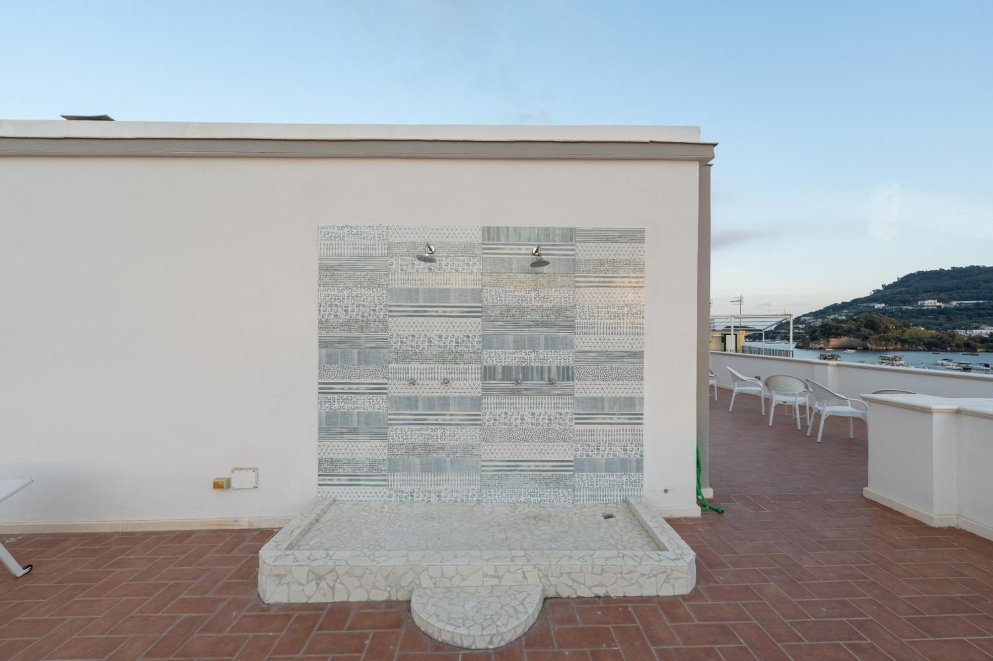 Baia Flegrea Meuble Hotel Bacoli Bagian luar foto